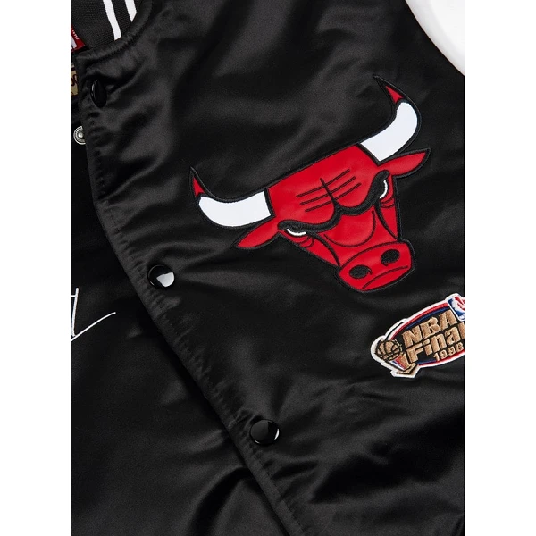 Chaqueta Chicago Bulls Mitchell And Ness "Team Origins Satin Jacket"