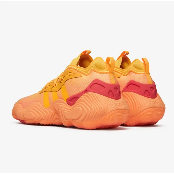 Zapatillas baloncesto trae young 3 color naranja adidas